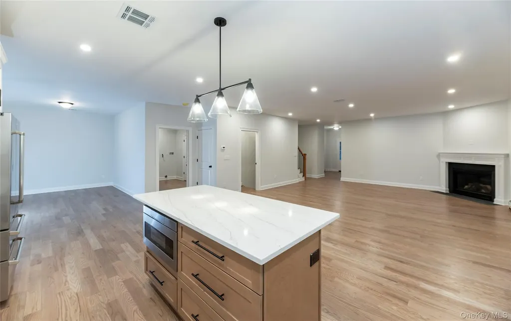 352 Holt Drive Pearl River NY 10965