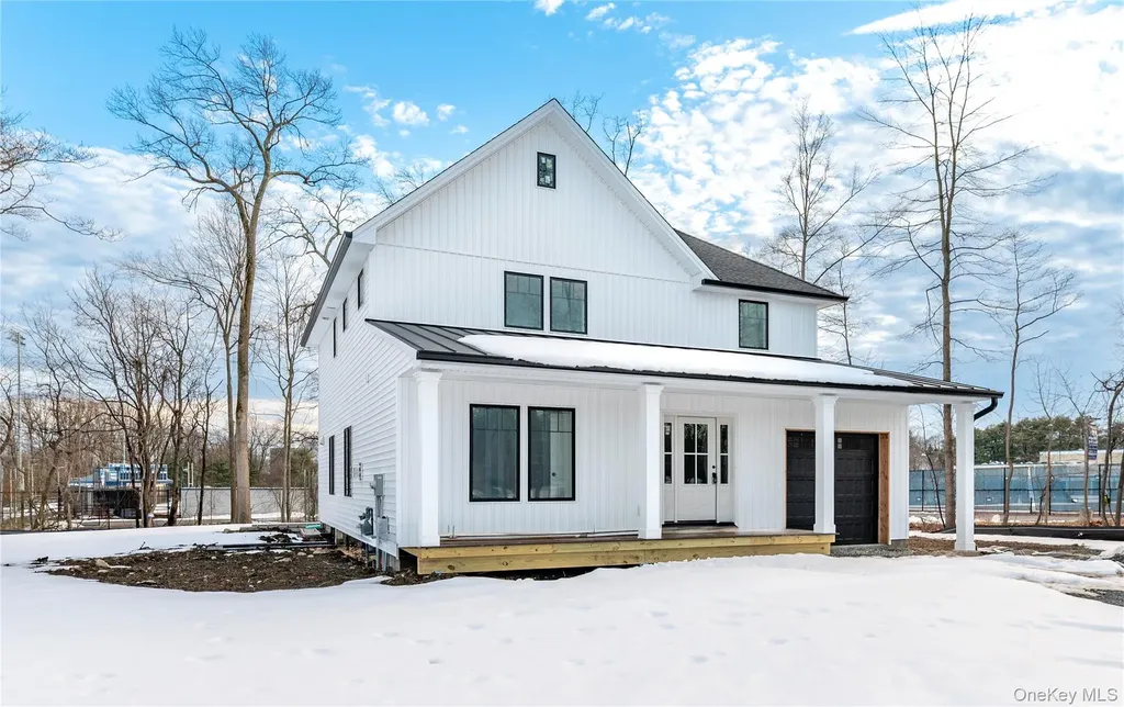 352 Holt Drive Pearl River NY 10965