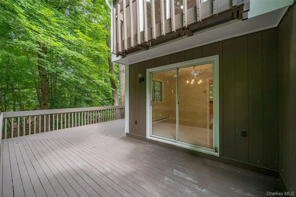 5 Grove Mews Chappaqua NY 10514