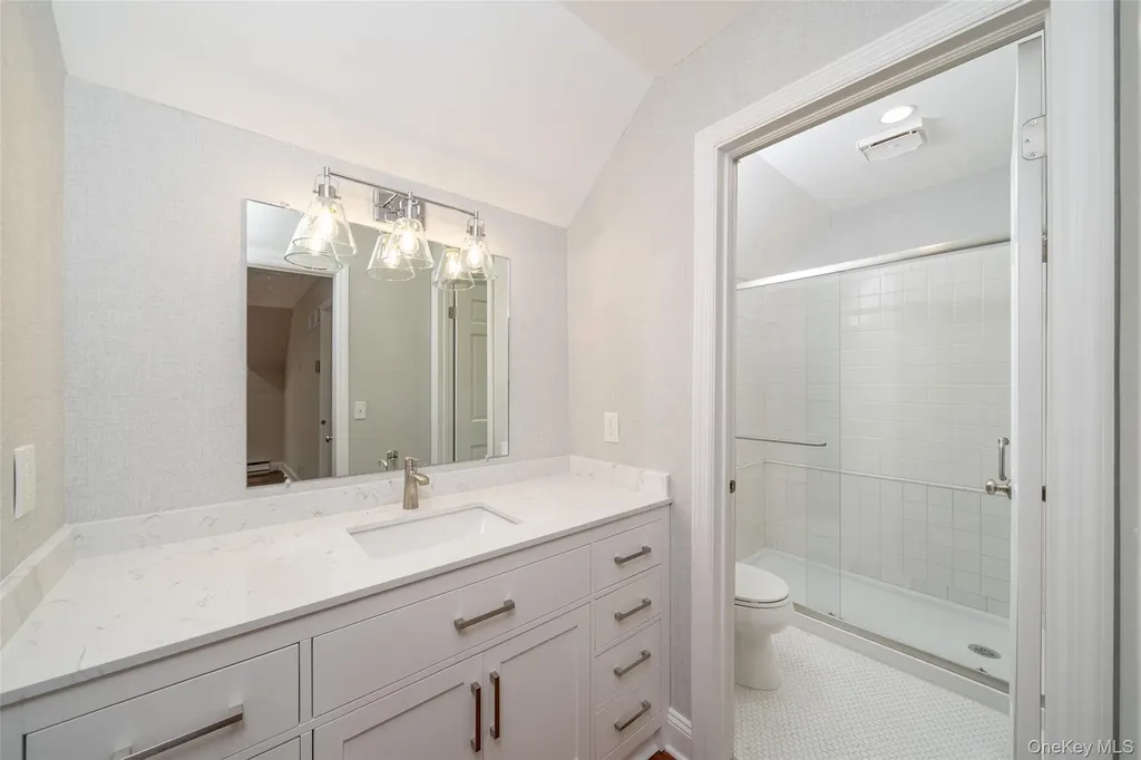 5 Grove Mews Chappaqua NY 10514