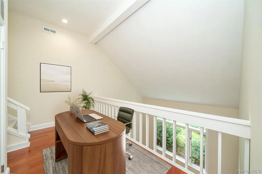 5 Grove Mews Chappaqua NY 10514