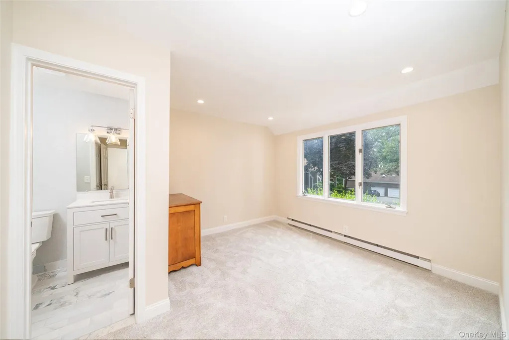 5 Grove Mews Chappaqua NY 10514
