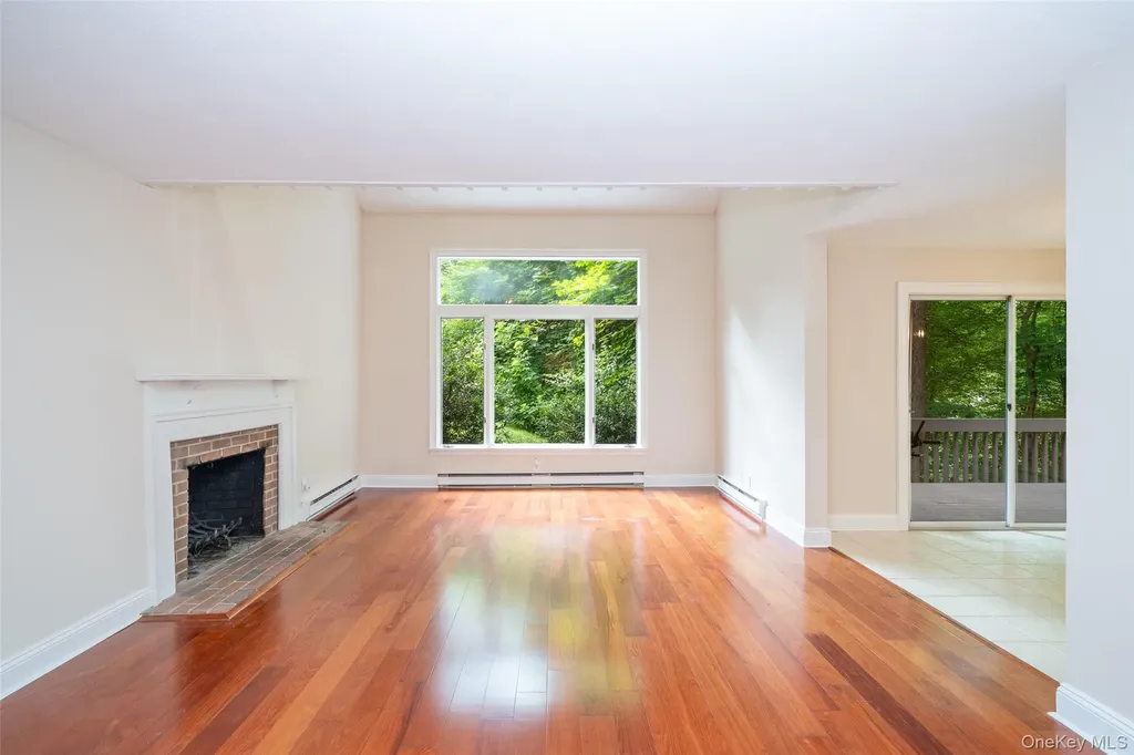 5 Grove Mews Chappaqua NY 10514