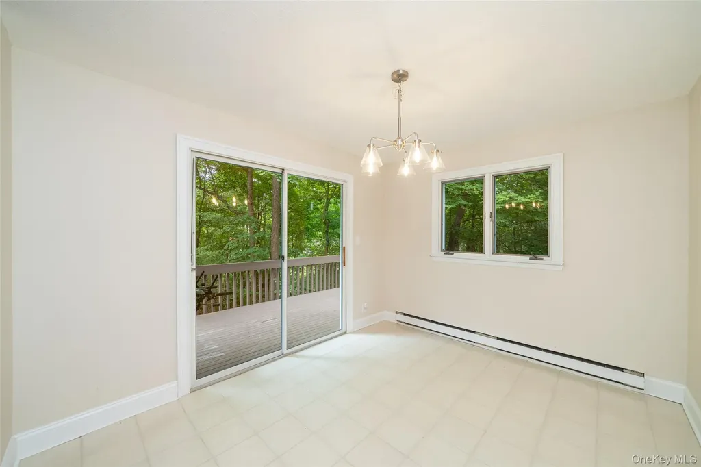 5 Grove Mews Chappaqua NY 10514