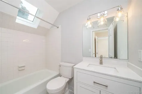 5 Grove Mews Chappaqua NY 10514