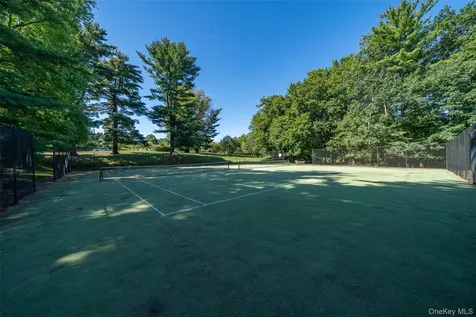 5 Grove Mews Chappaqua NY 10514