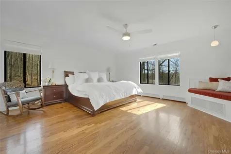 17 Chester Court Cortlandt Manor NY 10567