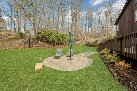 17 Chester Court Cortlandt Manor NY 10567