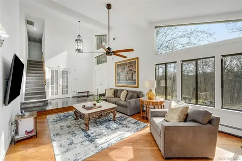 17 Chester Court Cortlandt Manor NY 10567