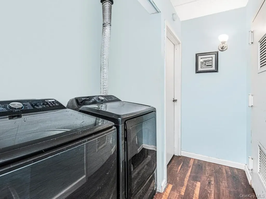 210 Sunset Boulevard Bronx NY 10473