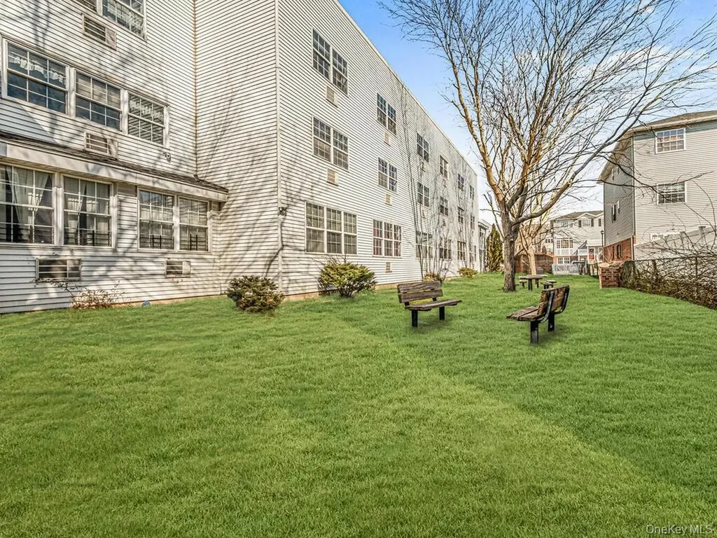 210 Sunset Boulevard Bronx NY 10473