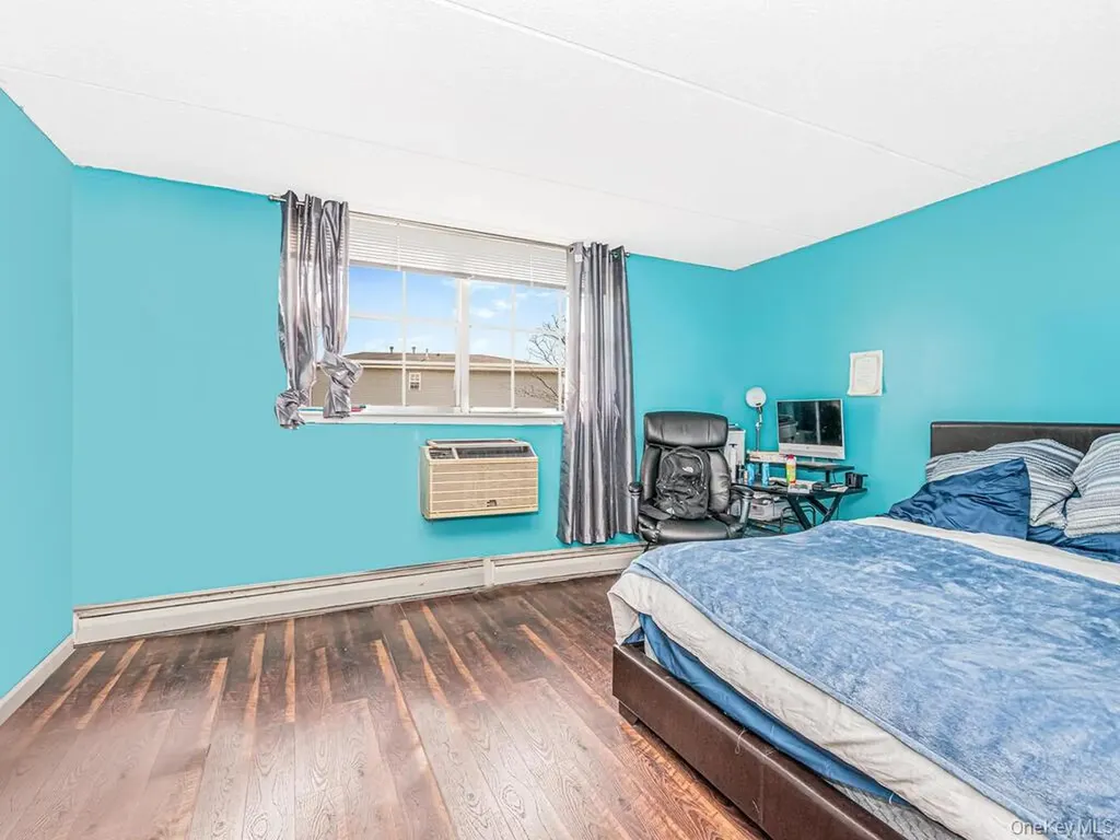 210 Sunset Boulevard Bronx NY 10473