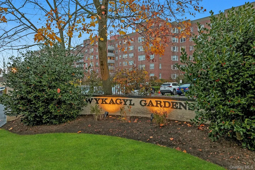1273 North Avenue New Rochelle NY 10804