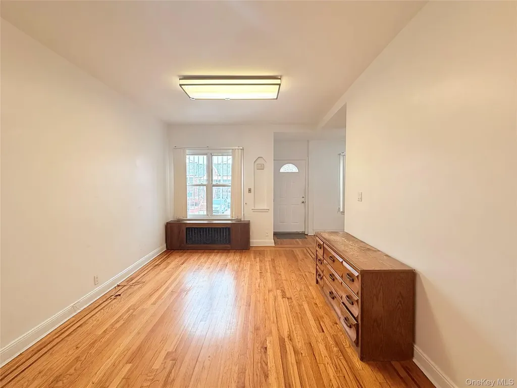 146-18 59th Avenue Flushing NY 11355
