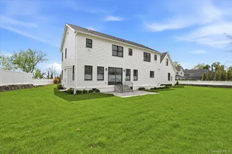 20 Hilltop Drive Port Chester NY 10573