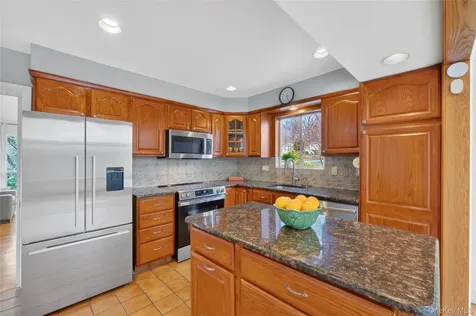 2314 Sultana Drive Yorktown Heights NY 10598