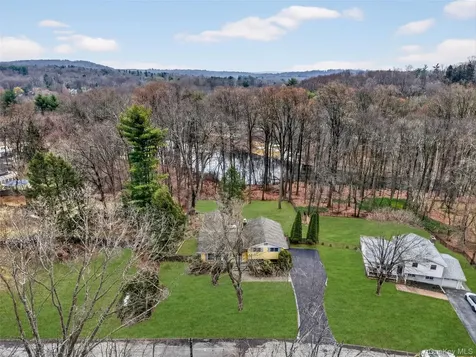 2314 Sultana Drive Yorktown Heights NY 10598