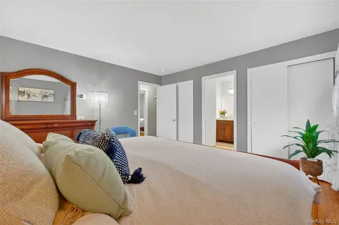 2314 Sultana Drive Yorktown Heights NY 10598