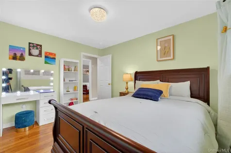 2314 Sultana Drive Yorktown Heights NY 10598