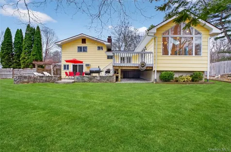 2314 Sultana Drive Yorktown Heights NY 10598