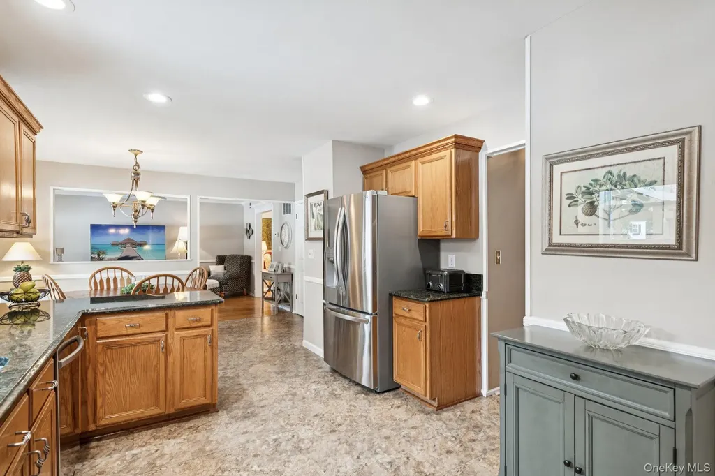 2 Robert Crescent Stony Brook NY 11790
