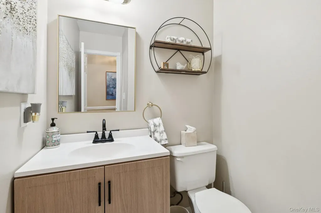2 Robert Crescent Stony Brook NY 11790