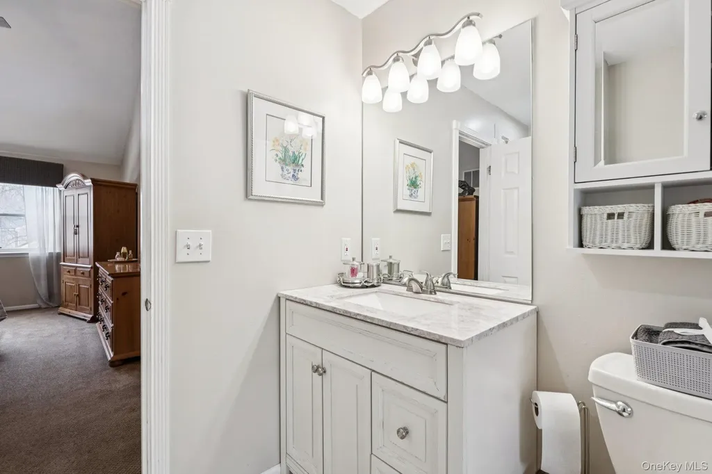 2 Robert Crescent Stony Brook NY 11790