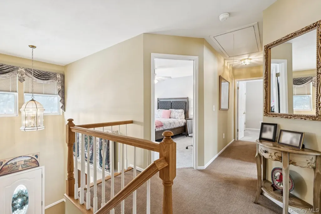 2 Robert Crescent Stony Brook NY 11790