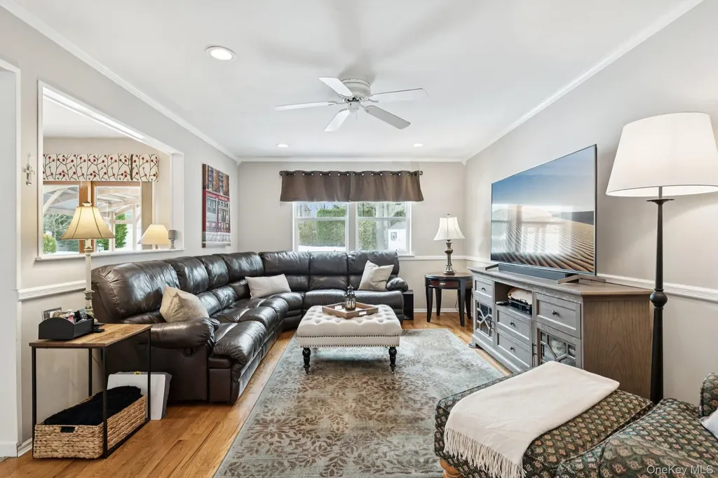 2 Robert Crescent Stony Brook NY 11790