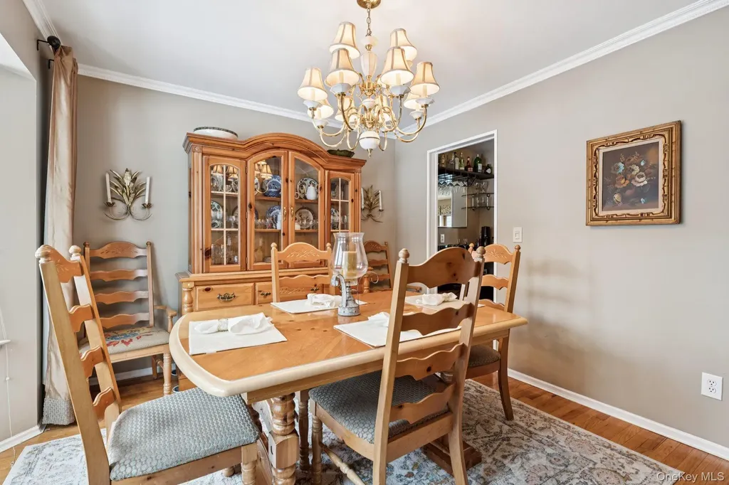 2 Robert Crescent Stony Brook NY 11790
