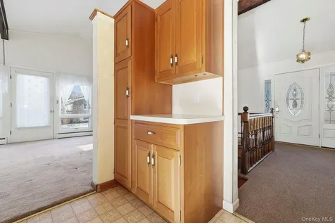 15 Short Hill Drive Poughkeepsie NY 12603