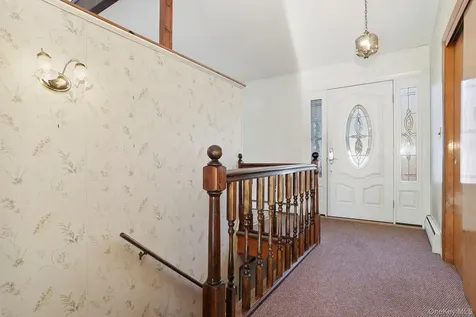 15 Short Hill Drive Poughkeepsie NY 12603