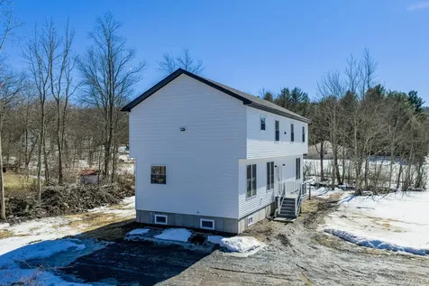 6 Maple Avenue Hurleyville NY 12747