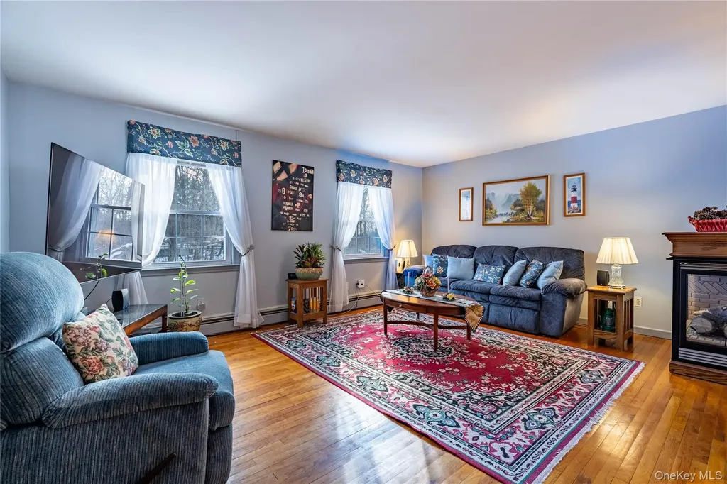 2096 State Route 94 Salisbury Mills NY 12577