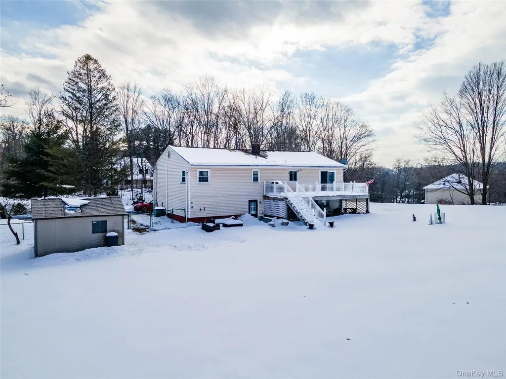 2096 State Route 94 Salisbury Mills NY 12577