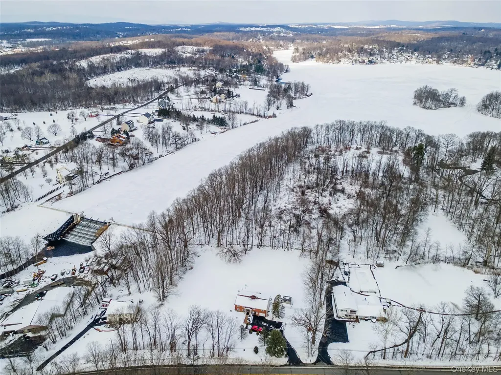 2096 State Route 94 Salisbury Mills NY 12577