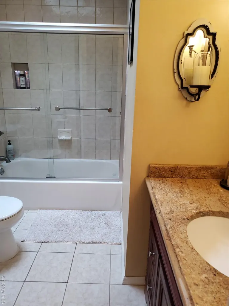 113 Lenore Lane Centereach NY 11720