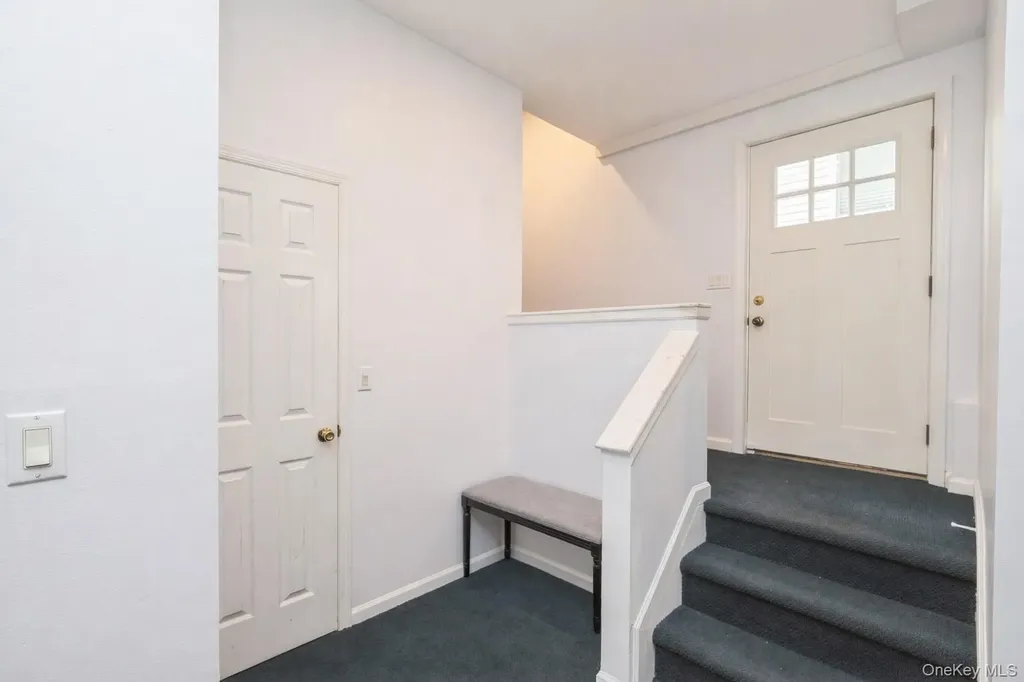 6 Valley Lane Huntington NY 11743