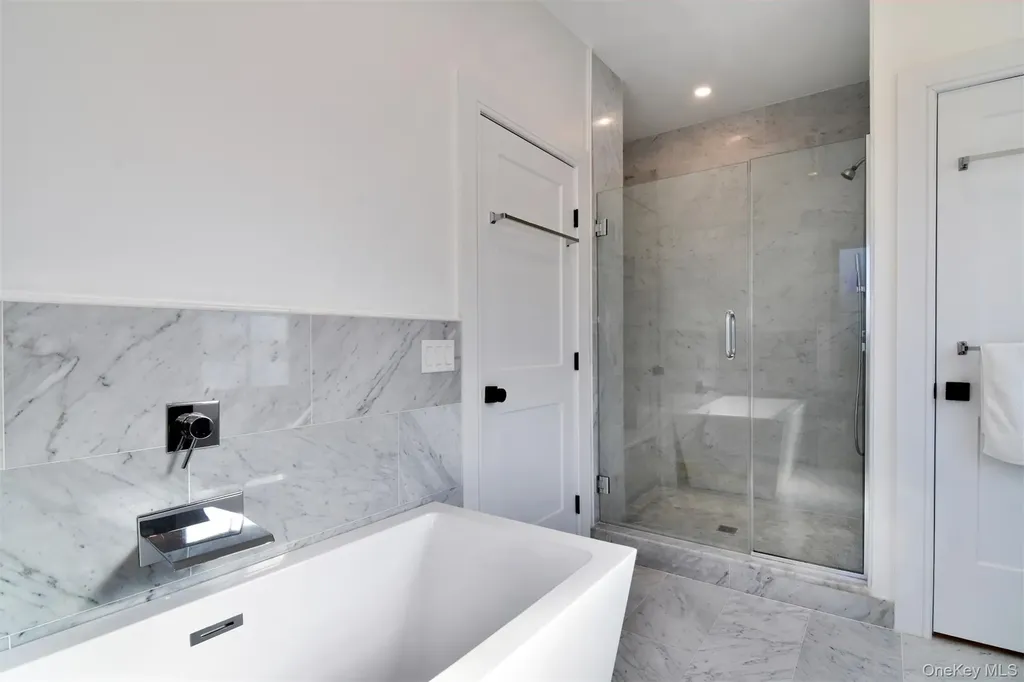 1606 Ellis Place Mamaroneck NY 10543