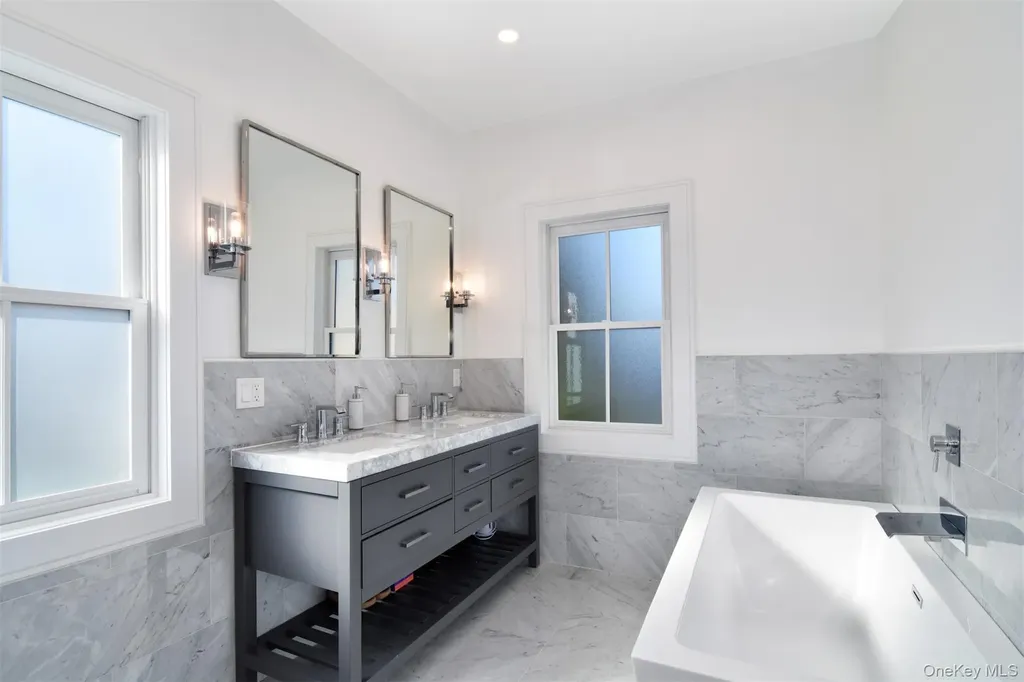 1606 Ellis Place Mamaroneck NY 10543