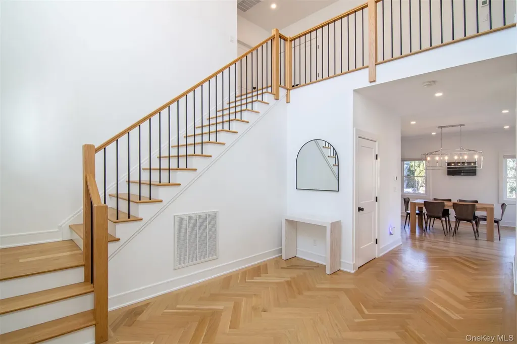 1606 Ellis Place Mamaroneck NY 10543