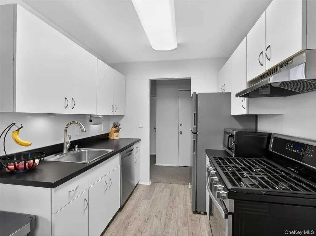 210 Parkside Drive Suffern NY 10901