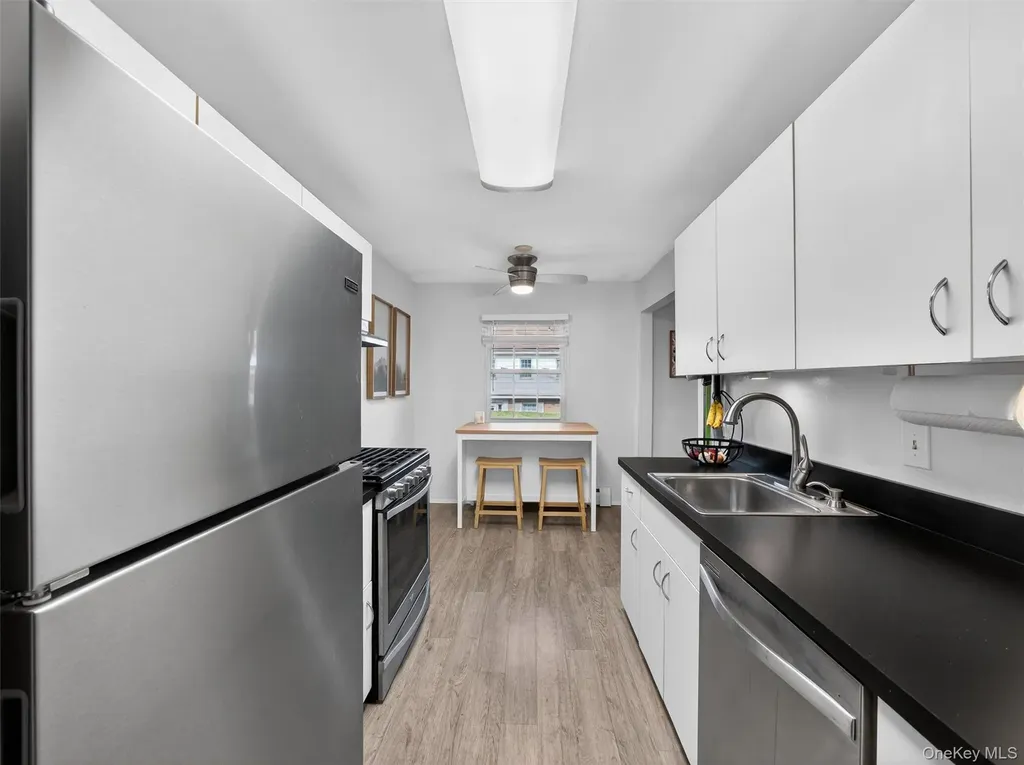 210 Parkside Drive Suffern NY 10901
