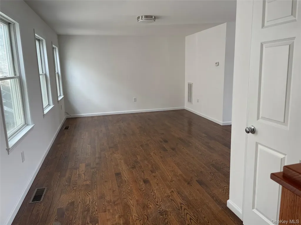 62 Gibson Place Yonkers NY 10705