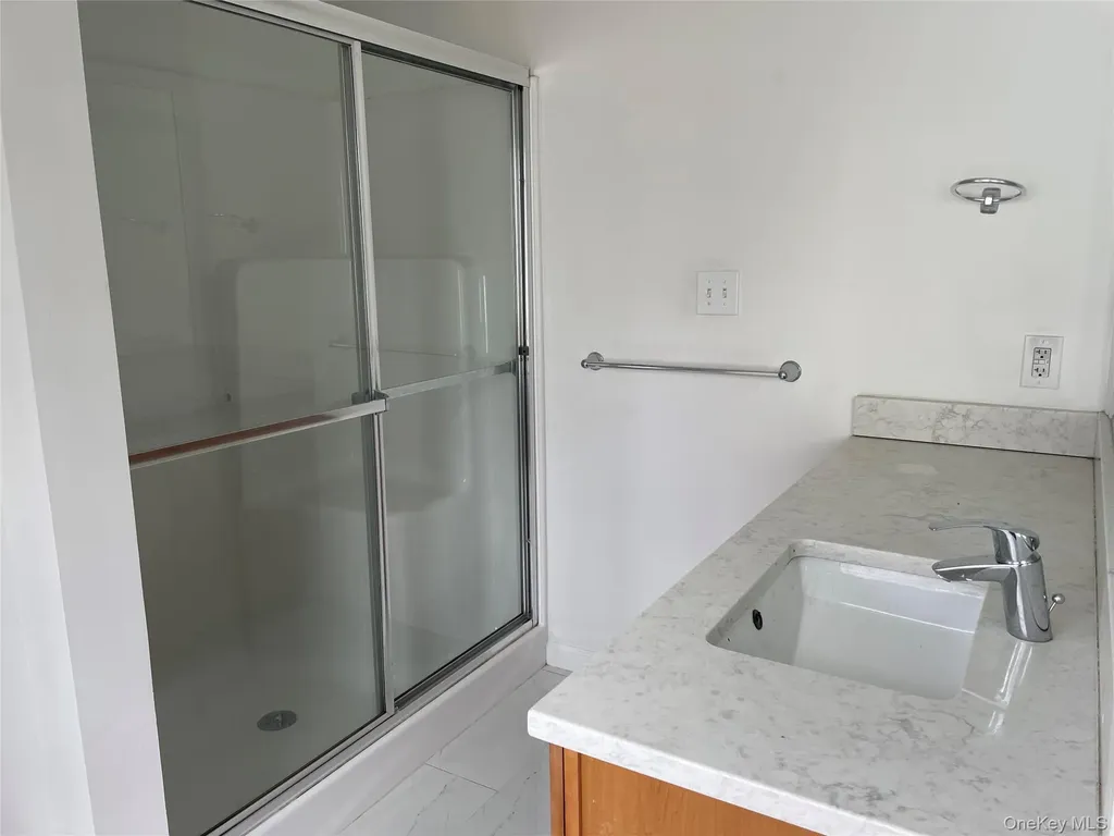 62 Gibson Place Yonkers NY 10705