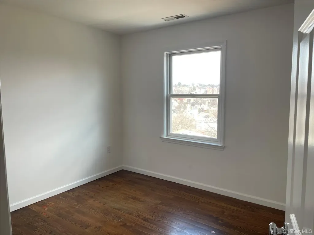 62 Gibson Place Yonkers NY 10705