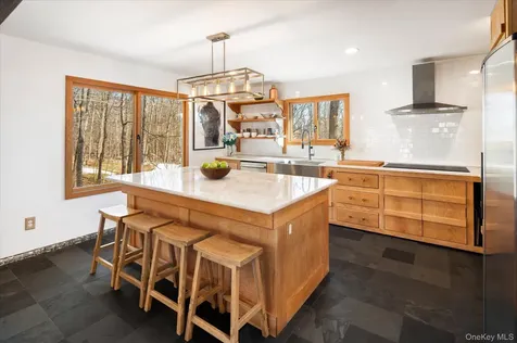 27 Mohawk Lane Yorktown Heights NY 10598