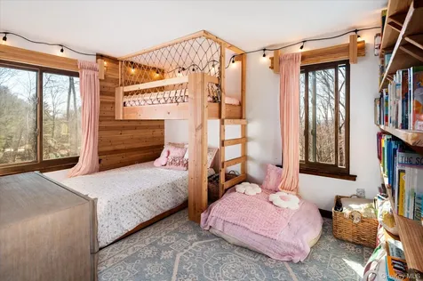 27 Mohawk Lane Yorktown Heights NY 10598