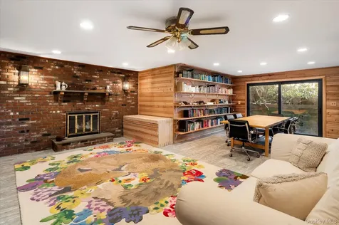 27 Mohawk Lane Yorktown Heights NY 10598