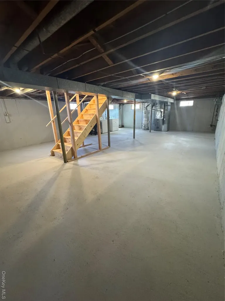 3 Vine Court Centereach NY 11720